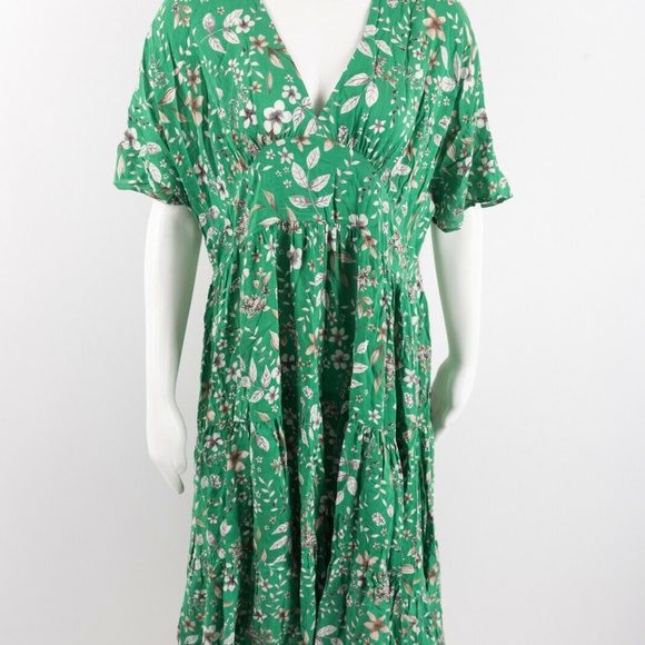 Zara | Dresses | Zara Womens Green Floral Printed Midi Dress Flowy | Poshmark